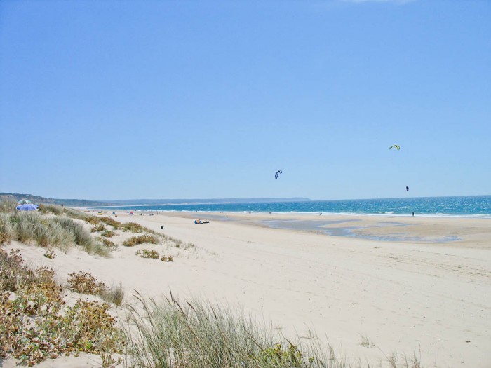 costa-da-caparica-beach.jpg